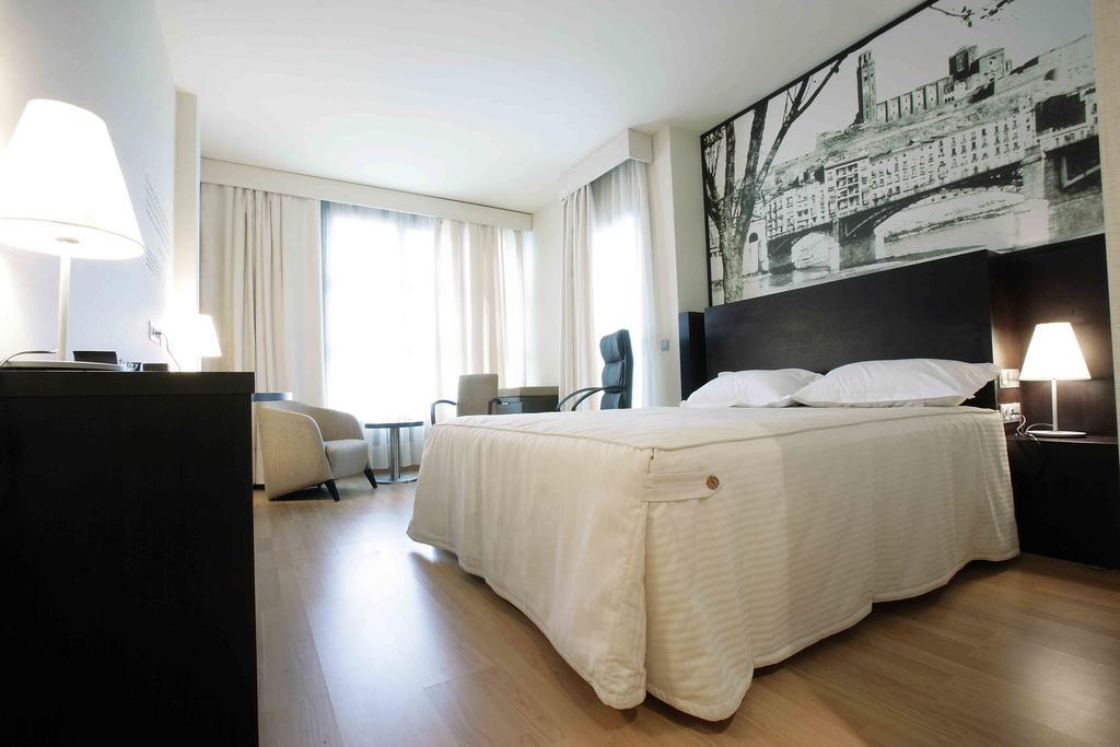 Nastasi Hotel & Spa Lleida Room photo